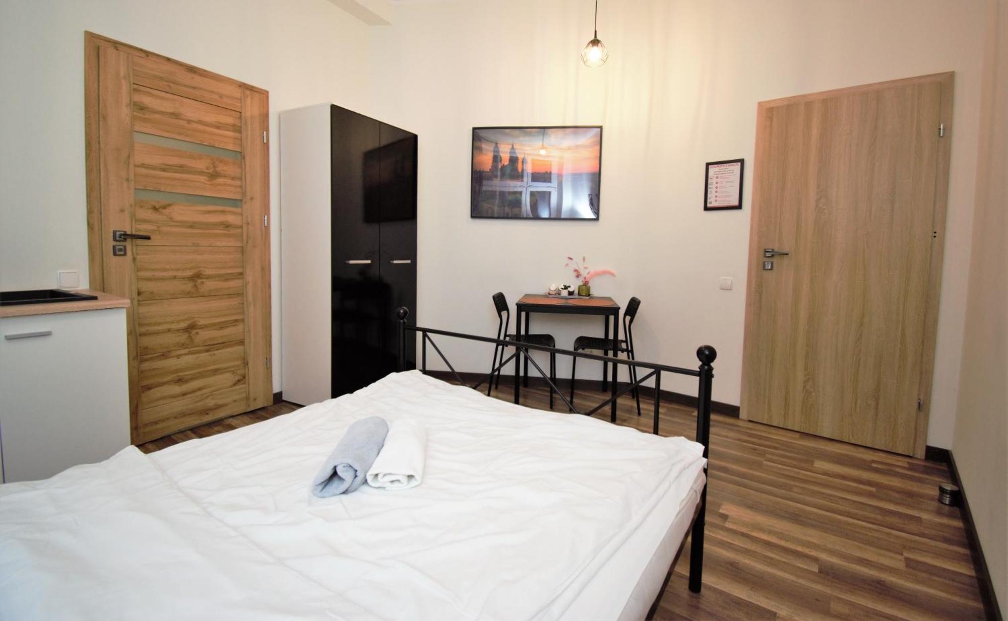 Roomspoznan Pl - Apartamenty I Pokoje Polwiejska 20 - 24H Self Check-In Exterior foto